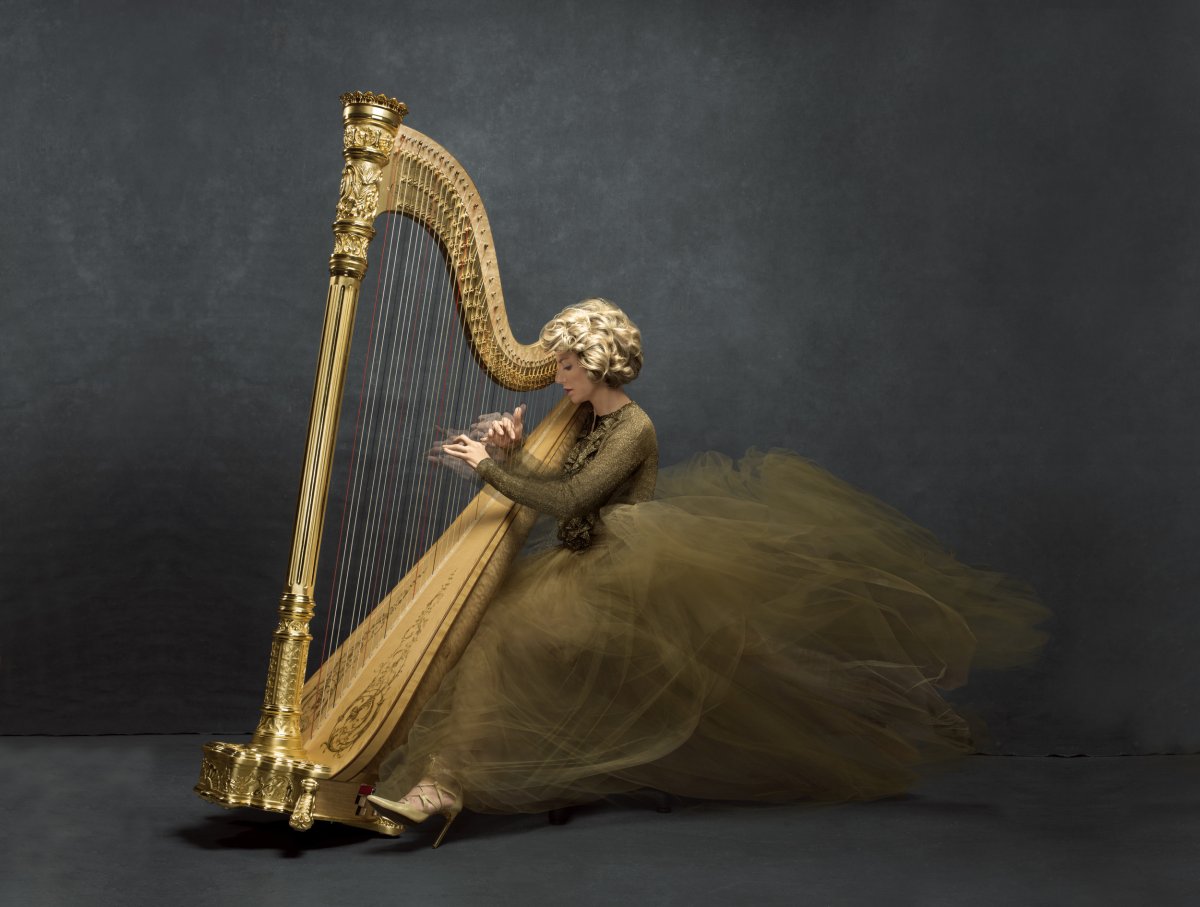 Музыкант с арфой