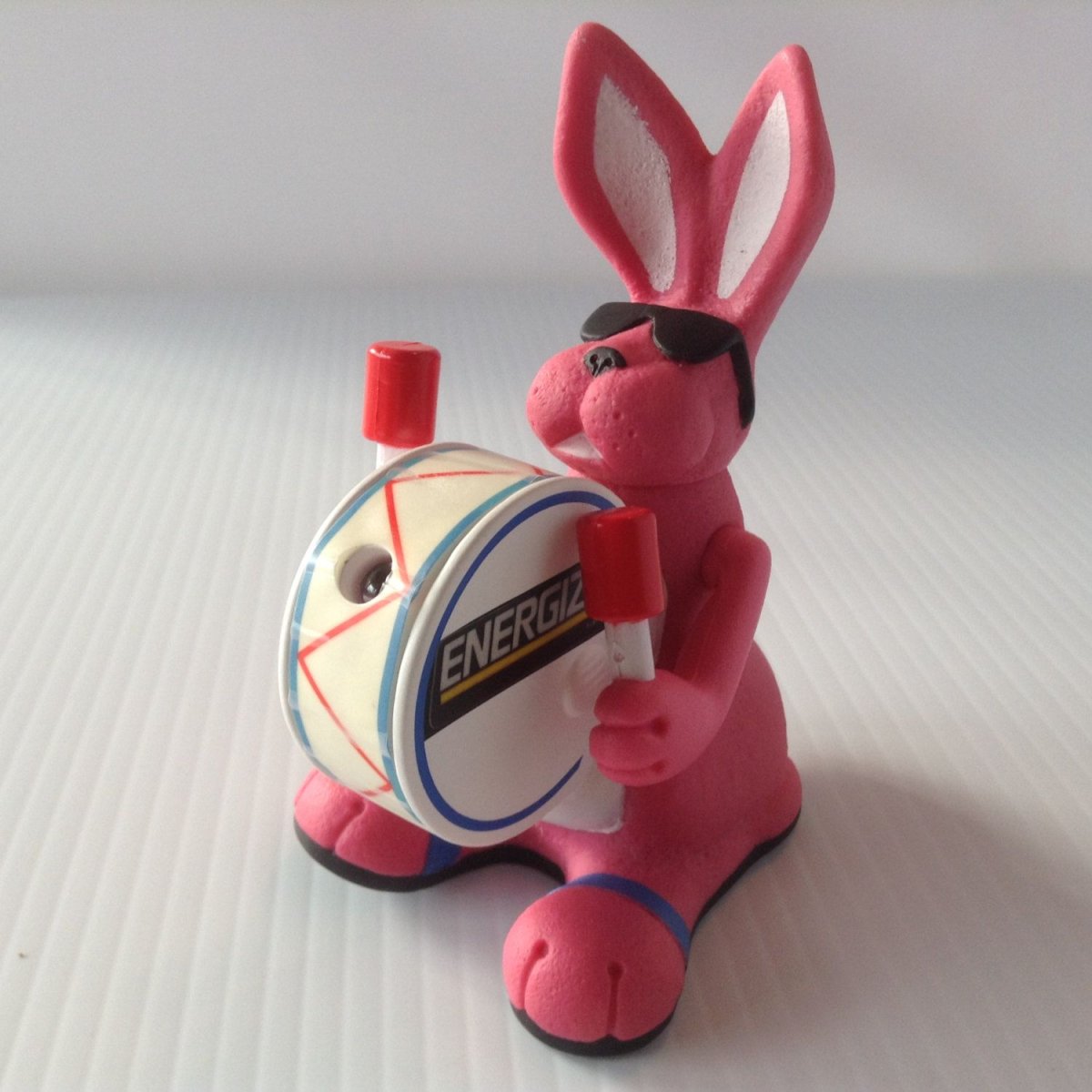 Энерджайзер реклама кролики