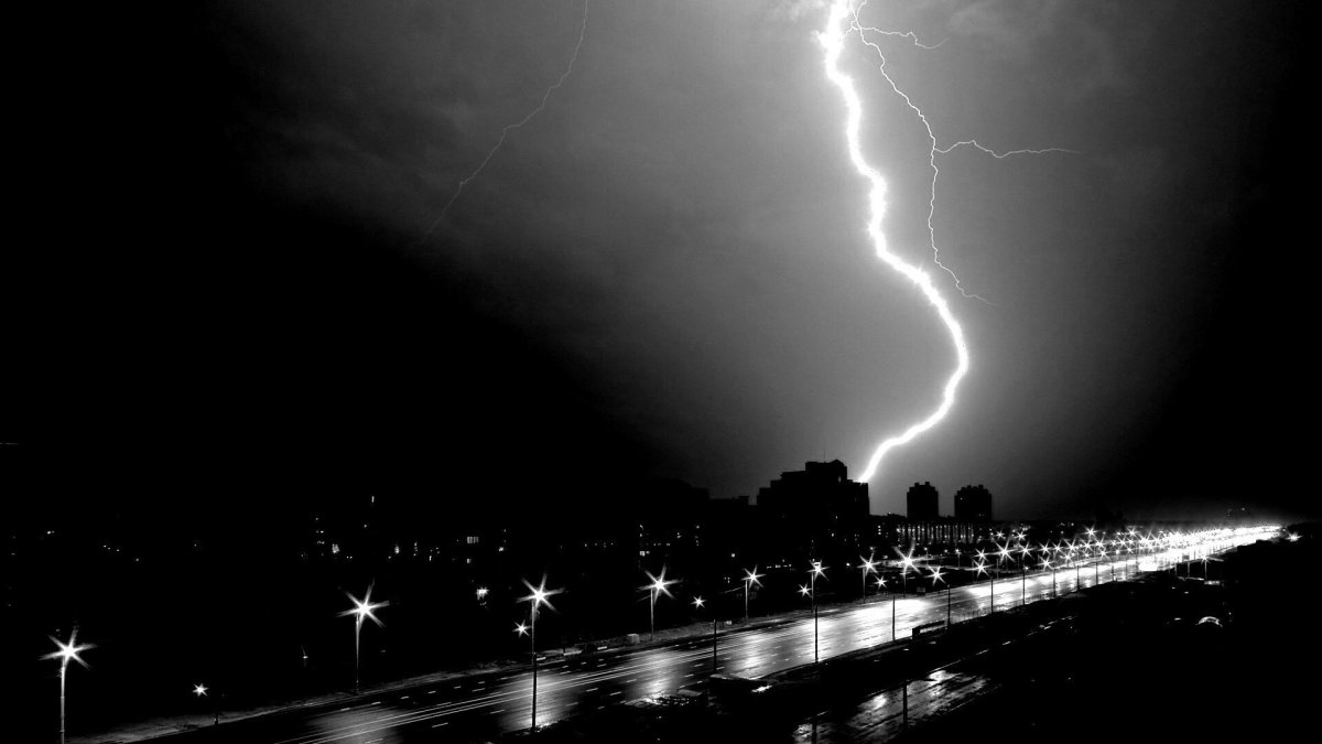 Фиолетовая молния