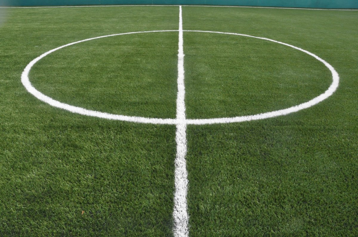 Футбольное поле