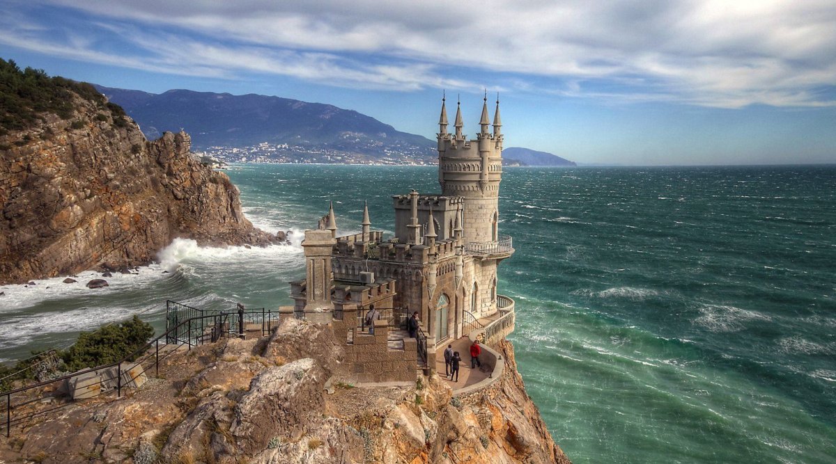 Крымский полуостров Ласточкино гнездо