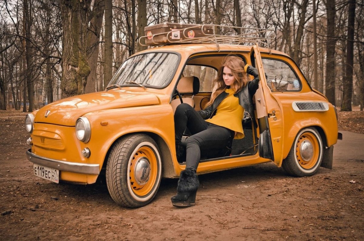 ЗАЗ И девушки