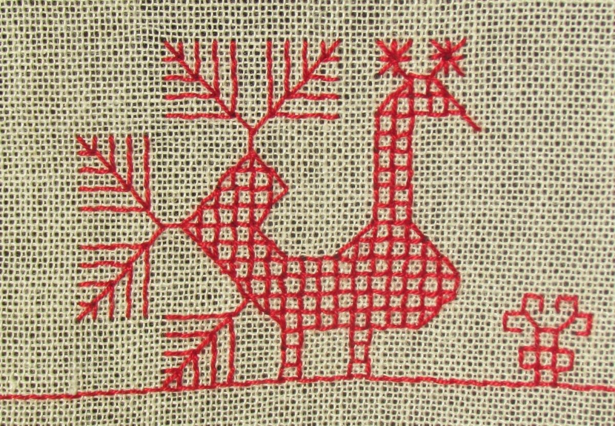 Русская народная вышивка птица