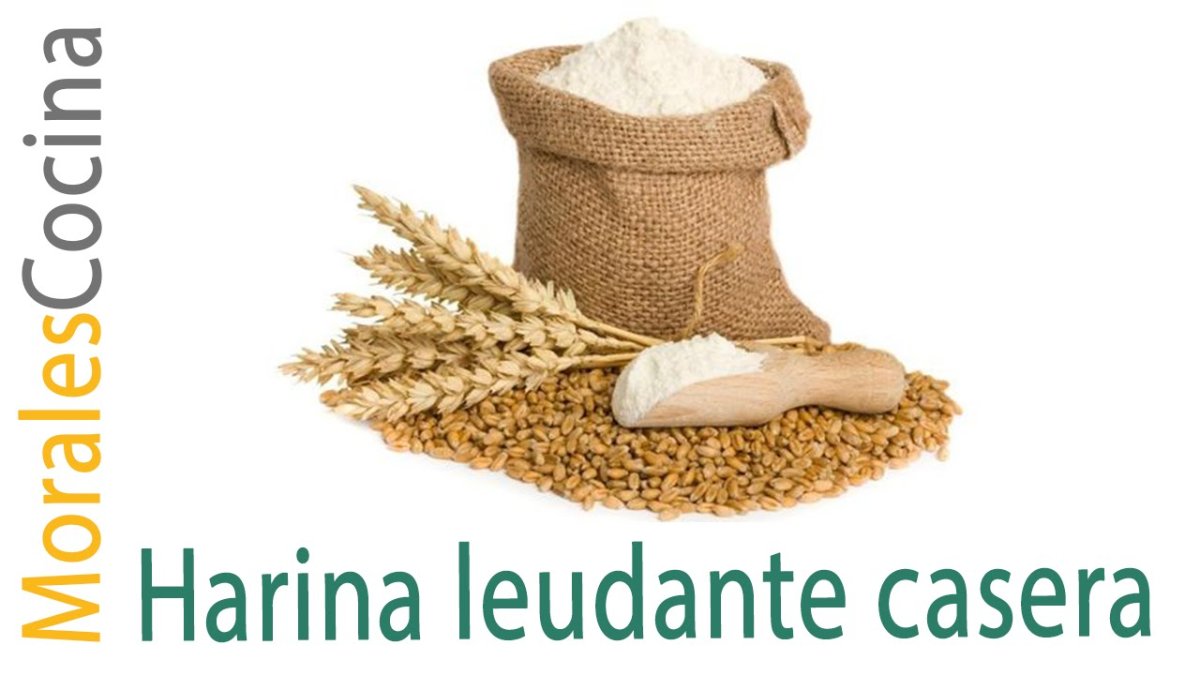 Мука на прозрачном фоне