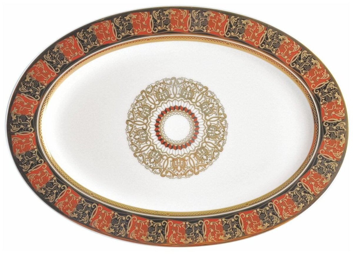 Блюдо овальное