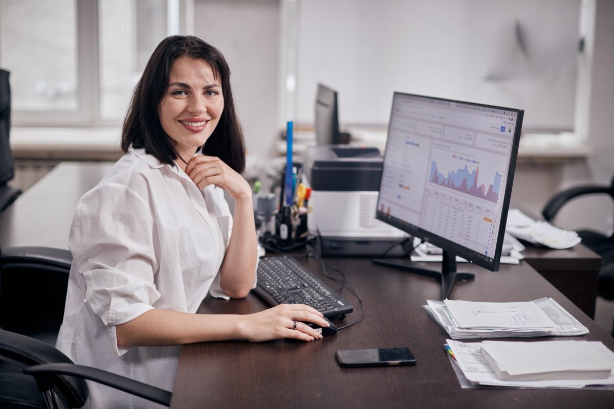 Менеджер маркетплейс фото