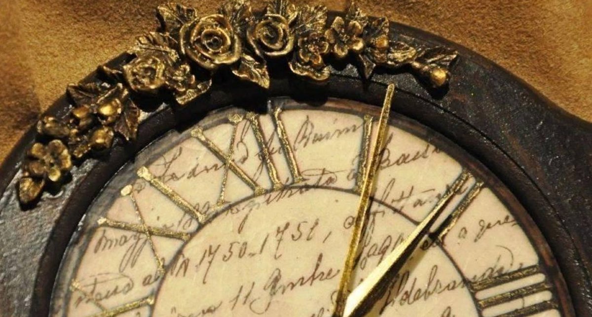 Старинные часы