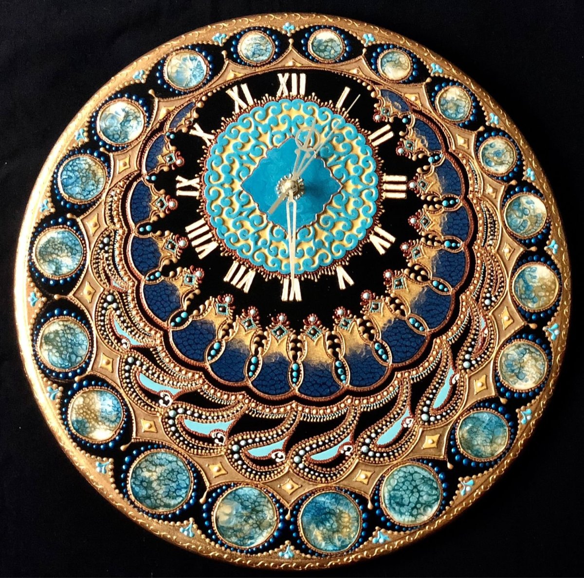 Точечная роспись часы настенные Ансари