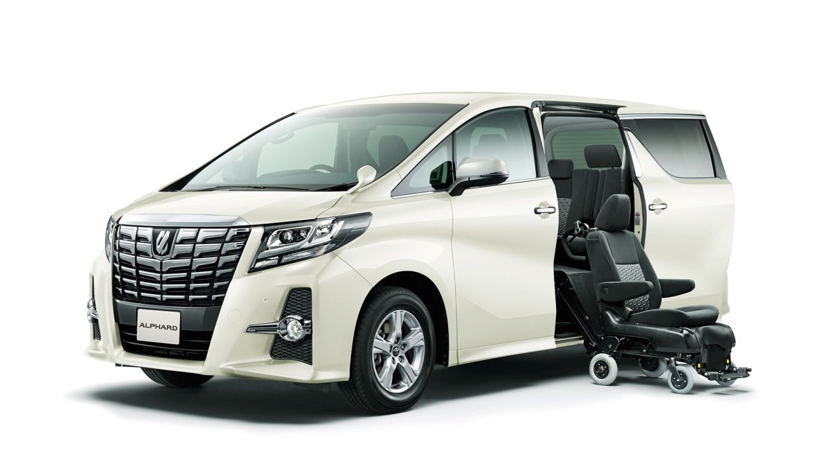Toyota Alphard 2017 TRD