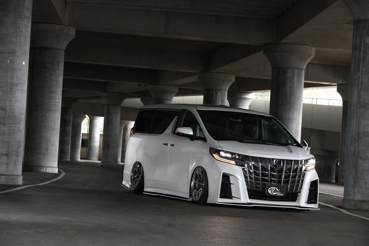 Альфард Велфаер 2010