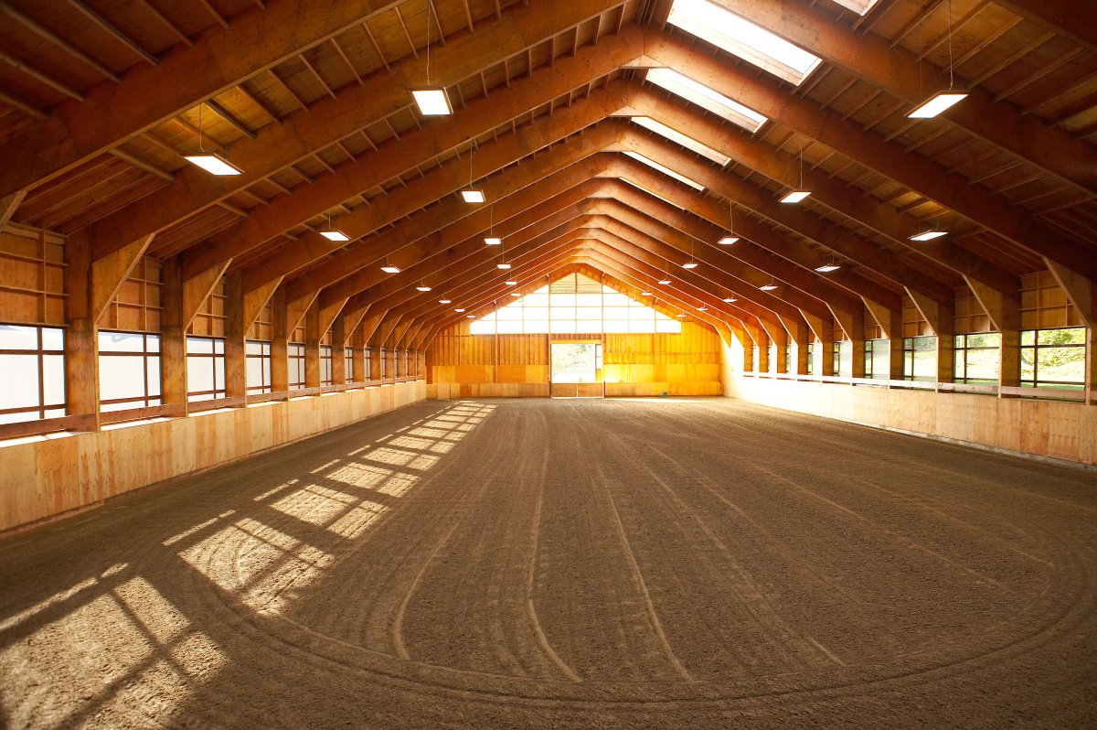 Германия конюшни Крытый манеж