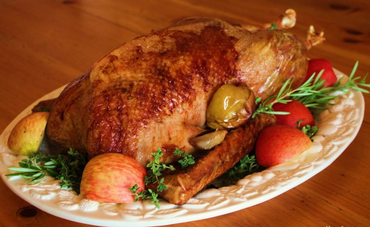 Гусь запеченный в духовке