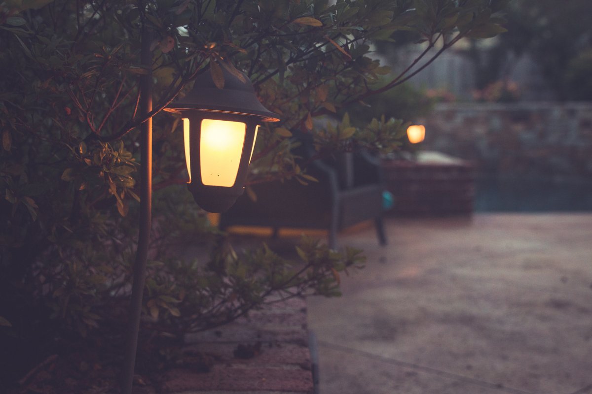 Фонарь на улице