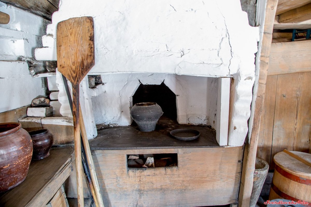 Печь старинная
