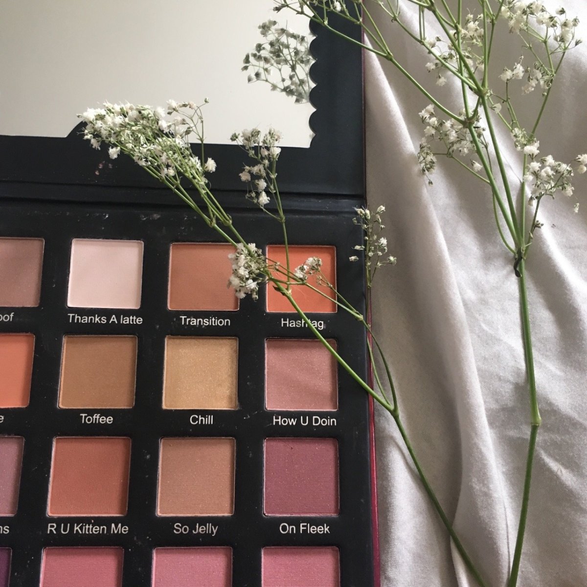 Aesthetic палитра