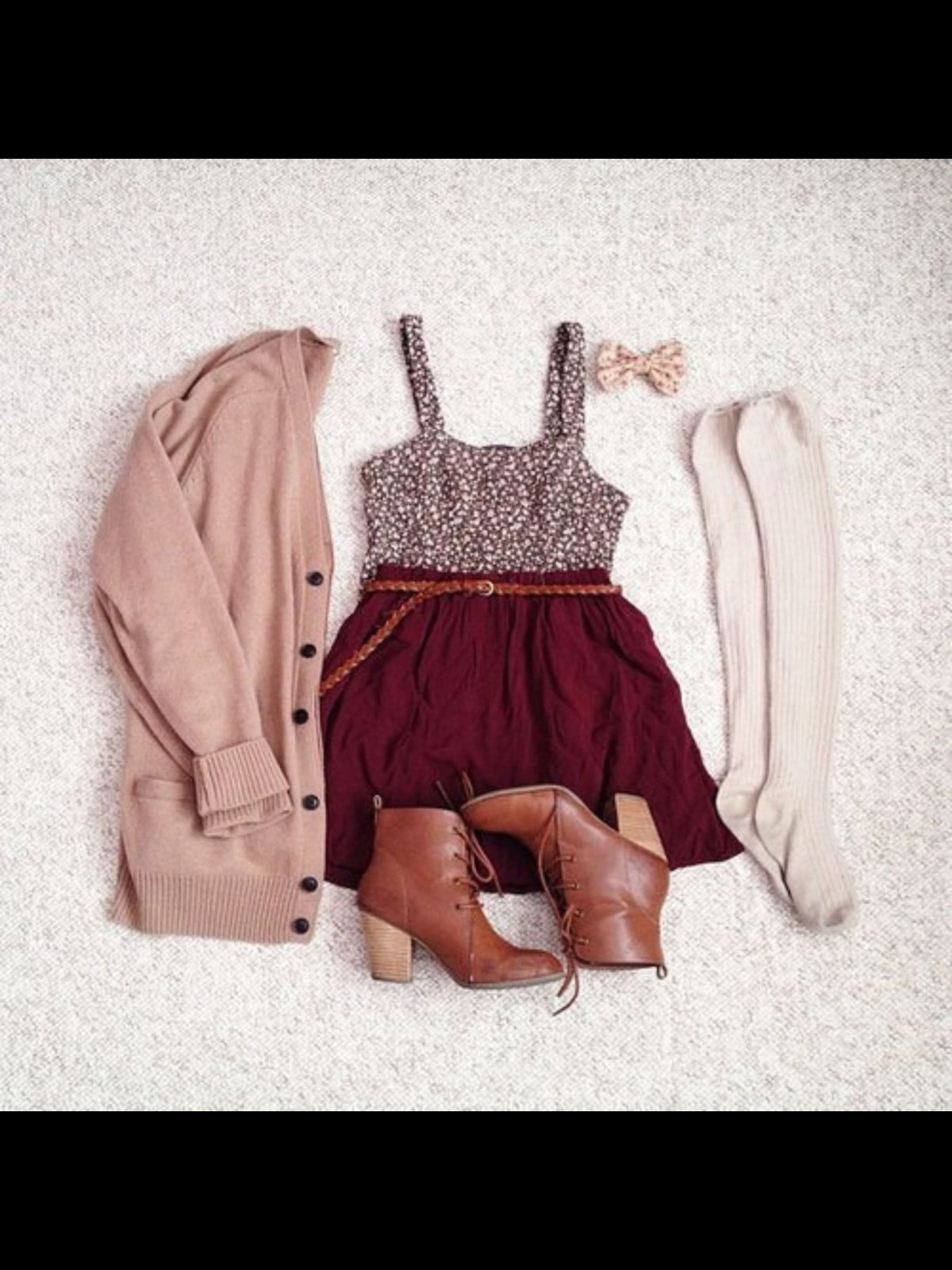 Милые комплекты одежды для девушек