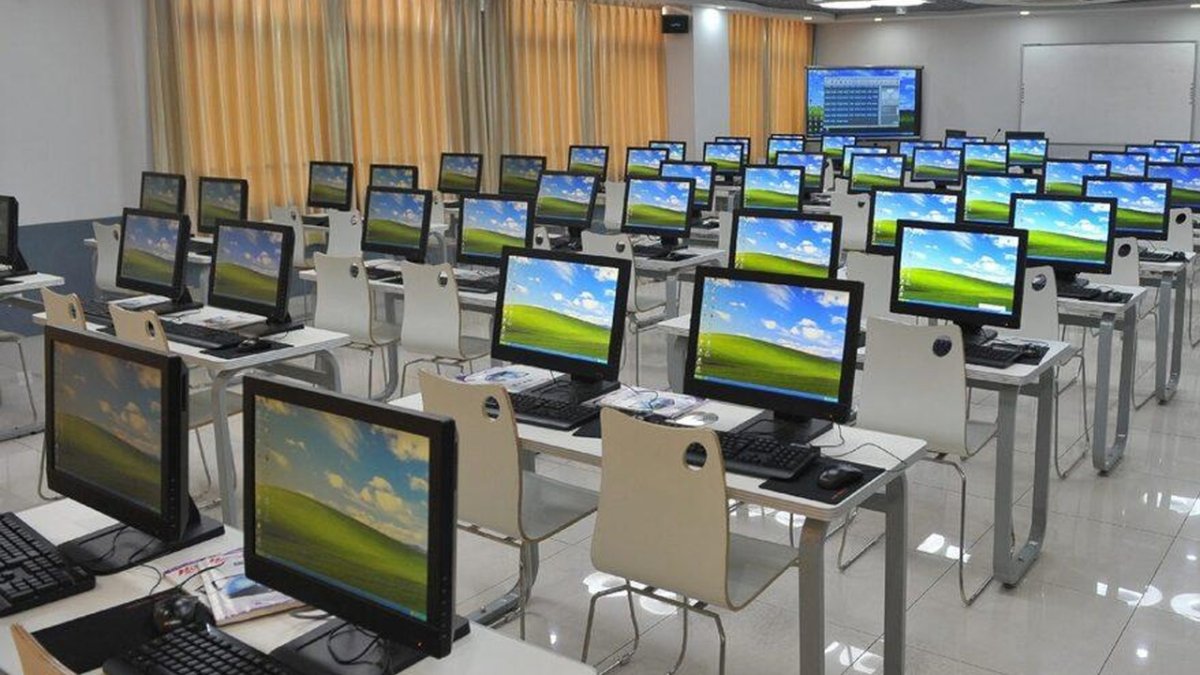 Современный компьютерный класс в школе