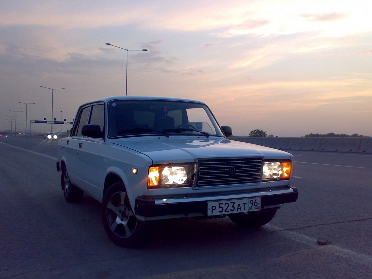 ВАЗ 2107 на 17