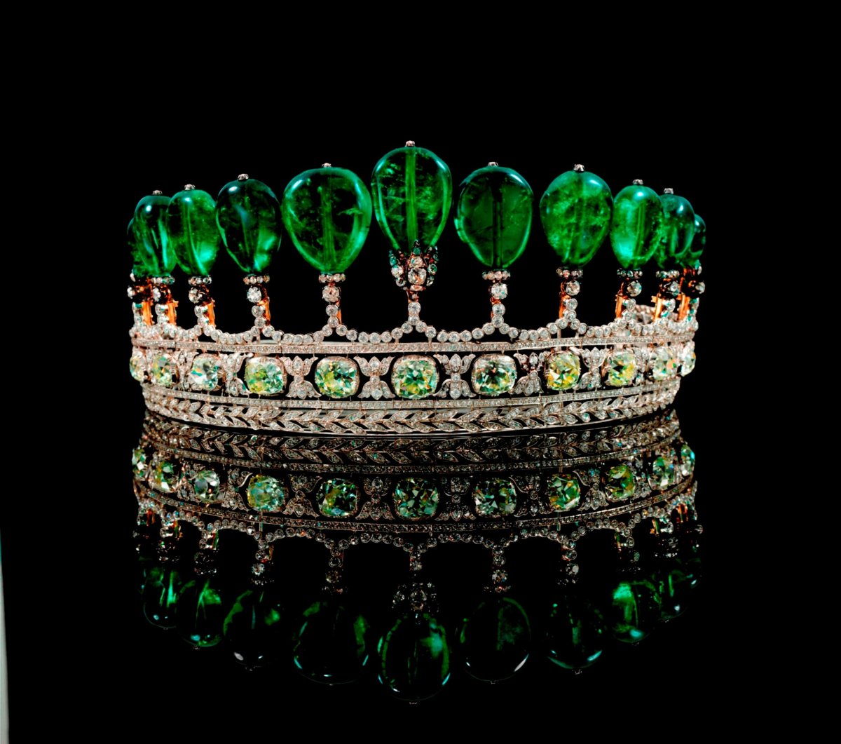 Изумрудная диадема королевы Виктории