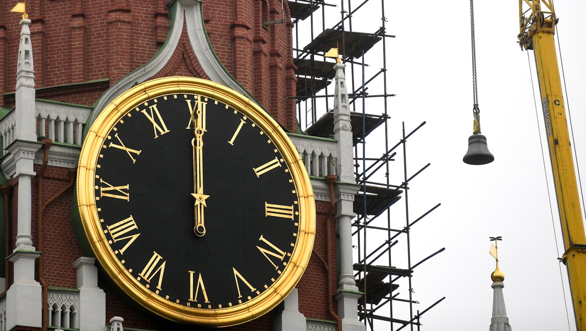 Спасская башня Кремля куранты