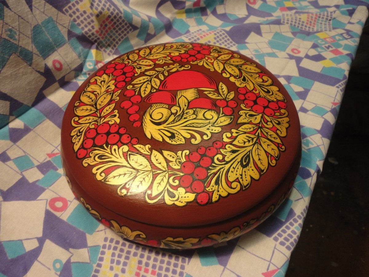 Наталья Жукова Сергиев Посад роспись по дереву