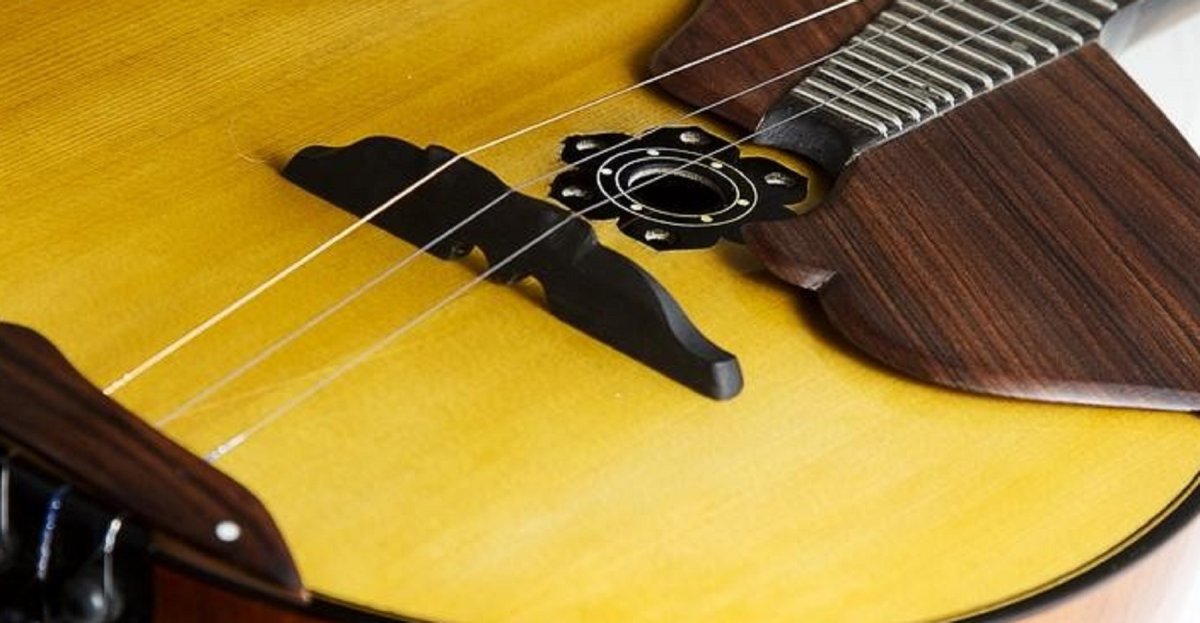 Домра малая 3-струнная мастеровая