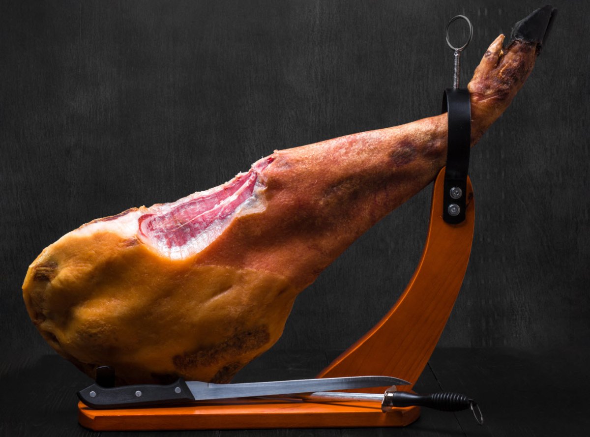 Подставка для свиной ноги