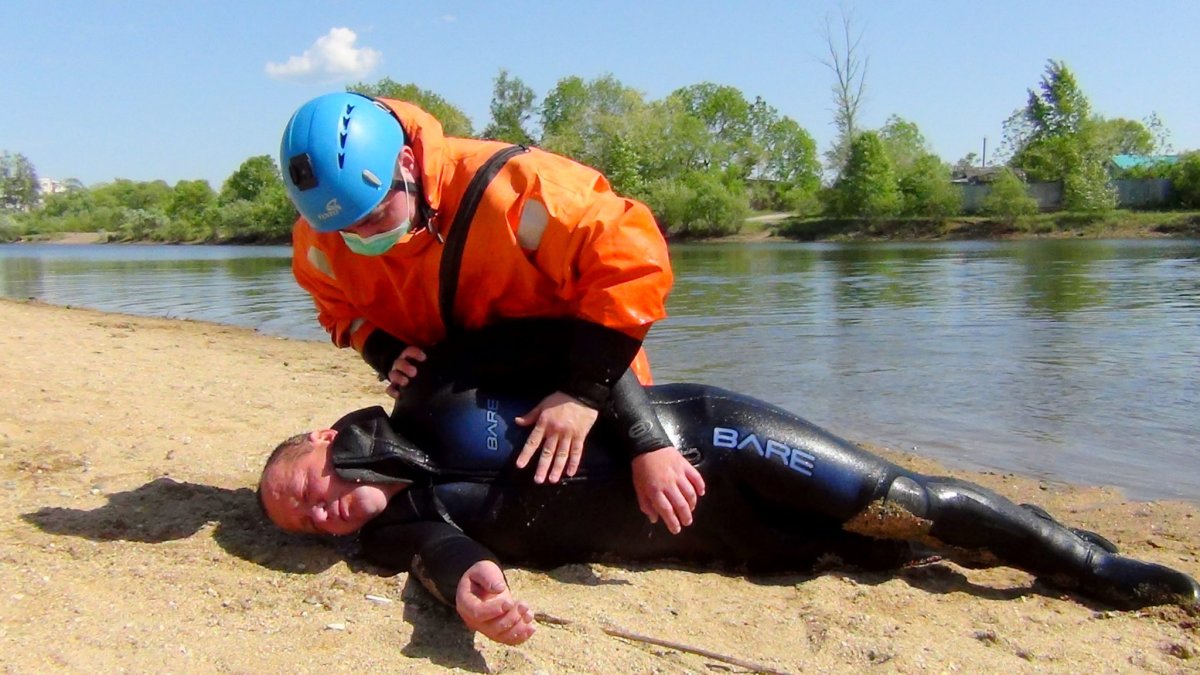 Спасение утопающего МЧС