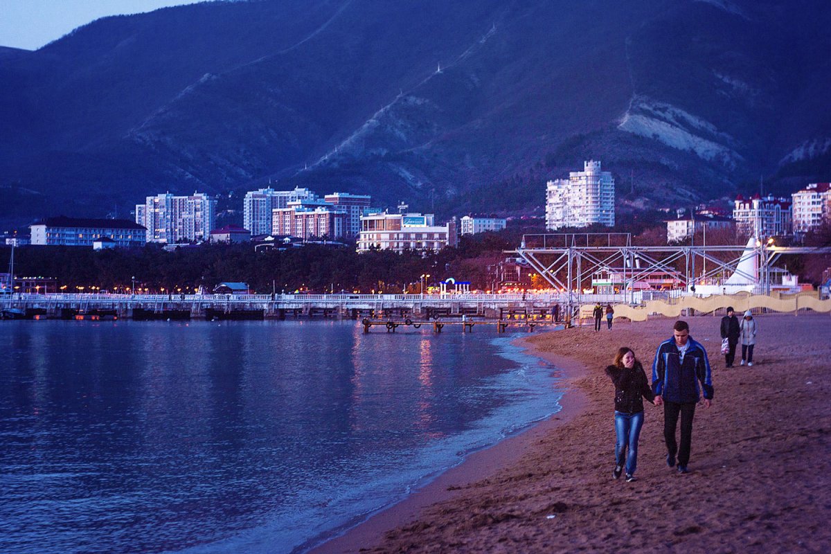 Ночной пляж Геленджик