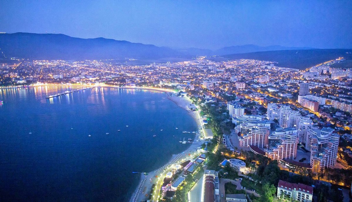 Фото набережная Геленджика сверху вид сверху