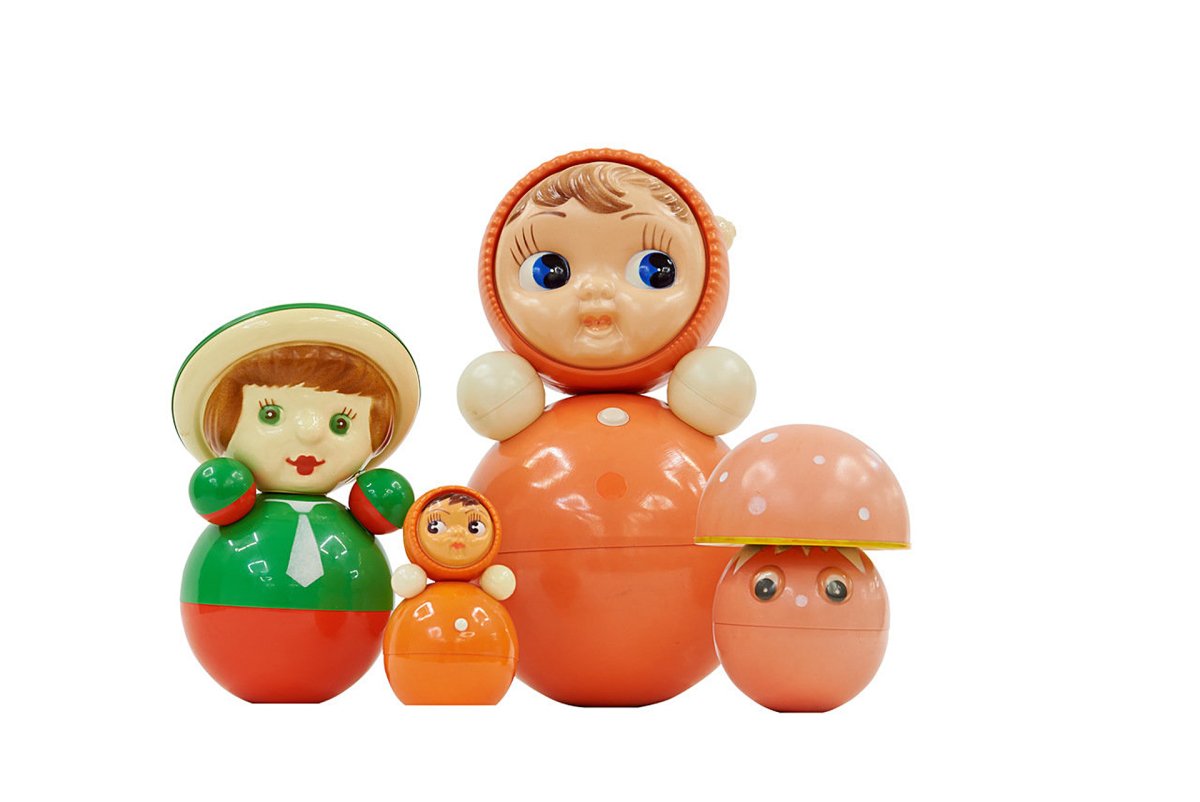 Кукла неваляшка