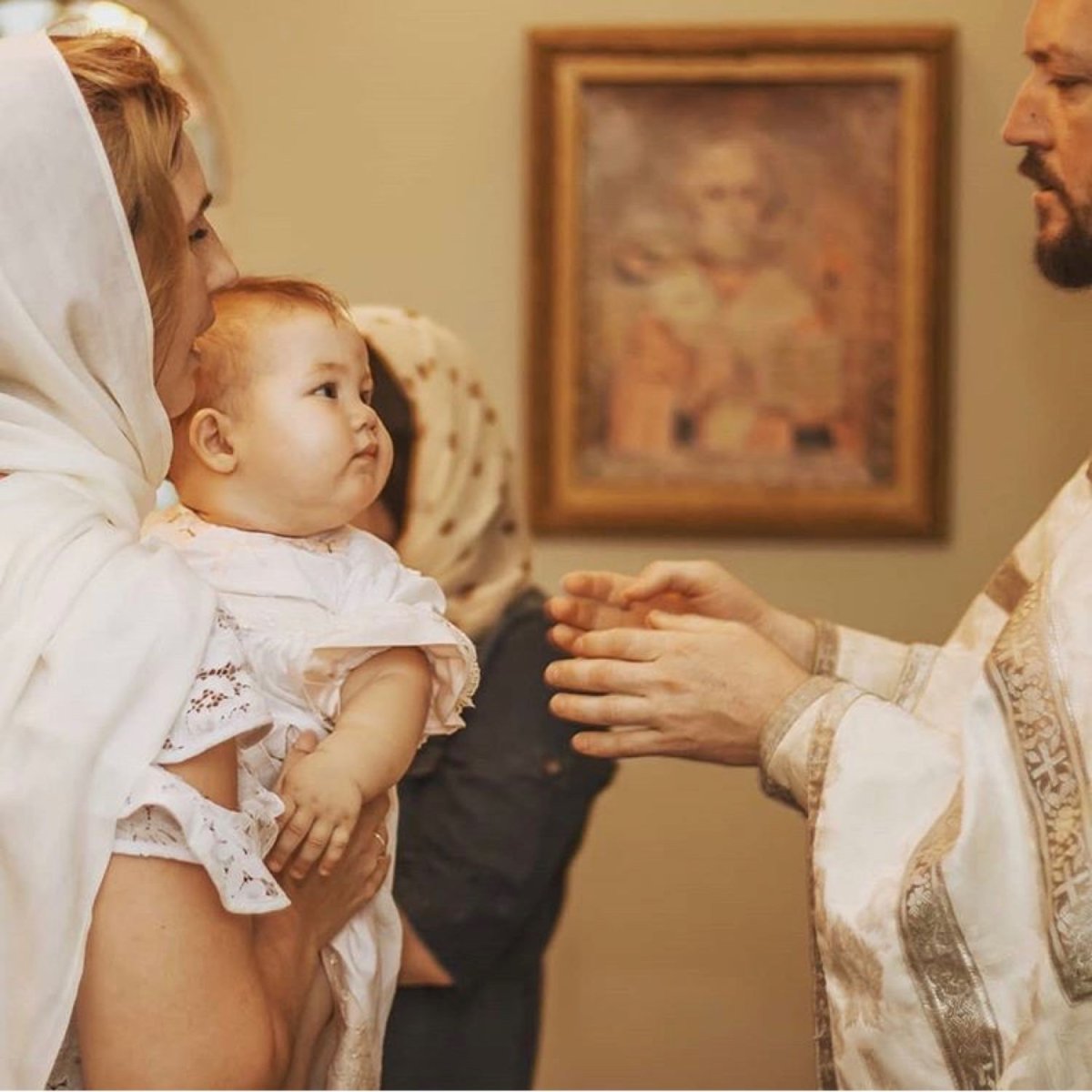 С крестинами девочки