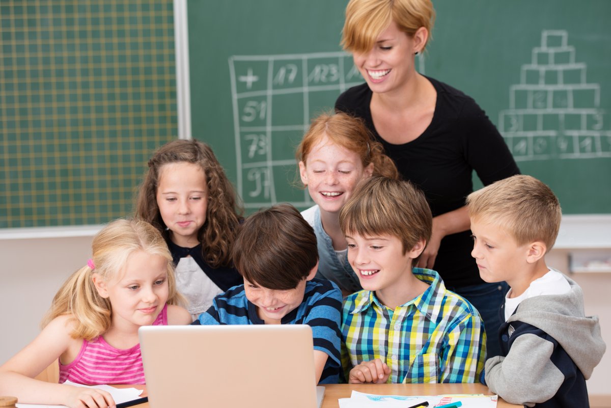 Учитель и ученик подросток