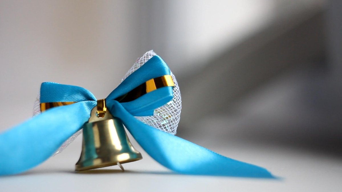 Выпускной бал в школе