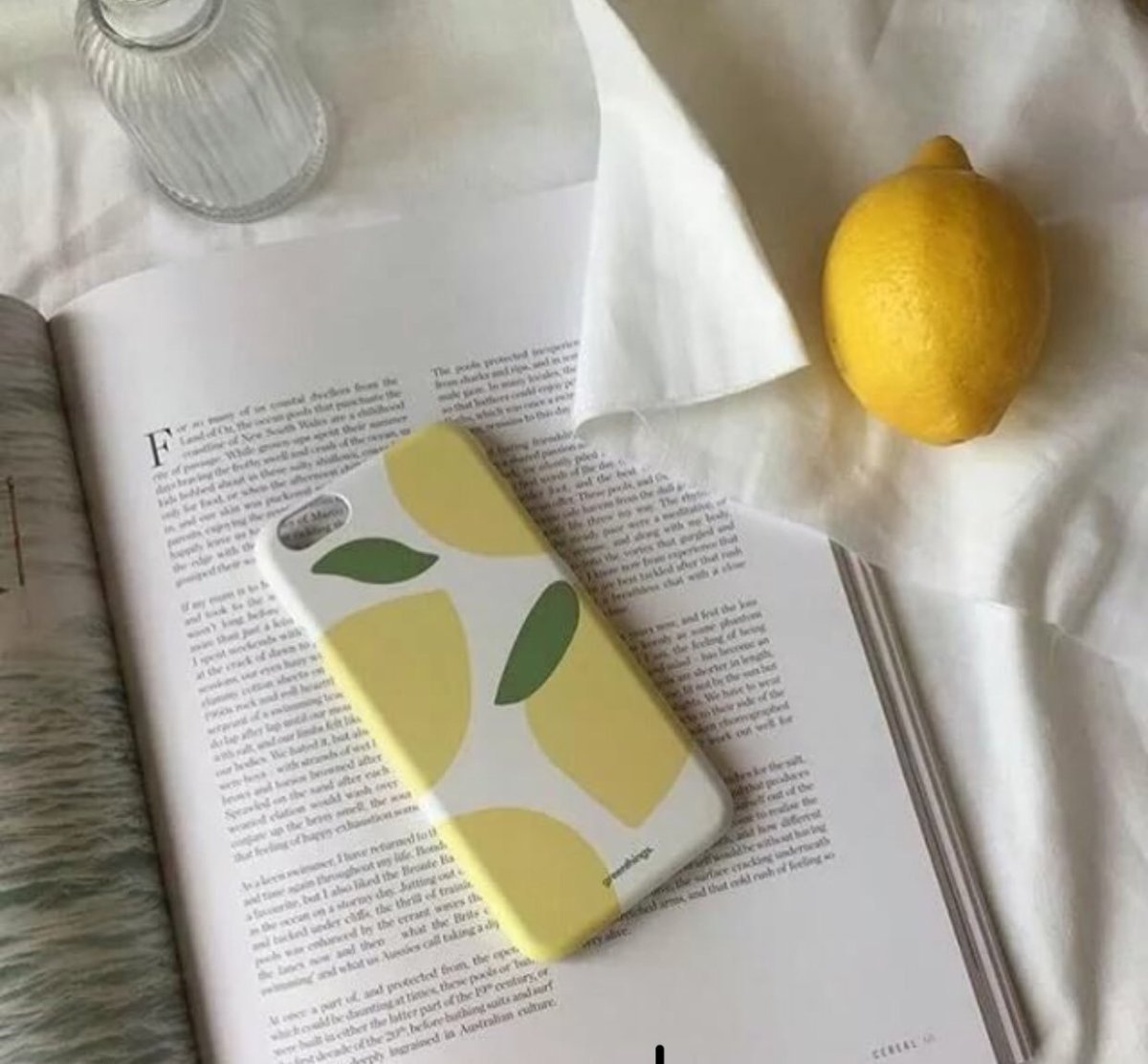 Эстетика серого и желтого