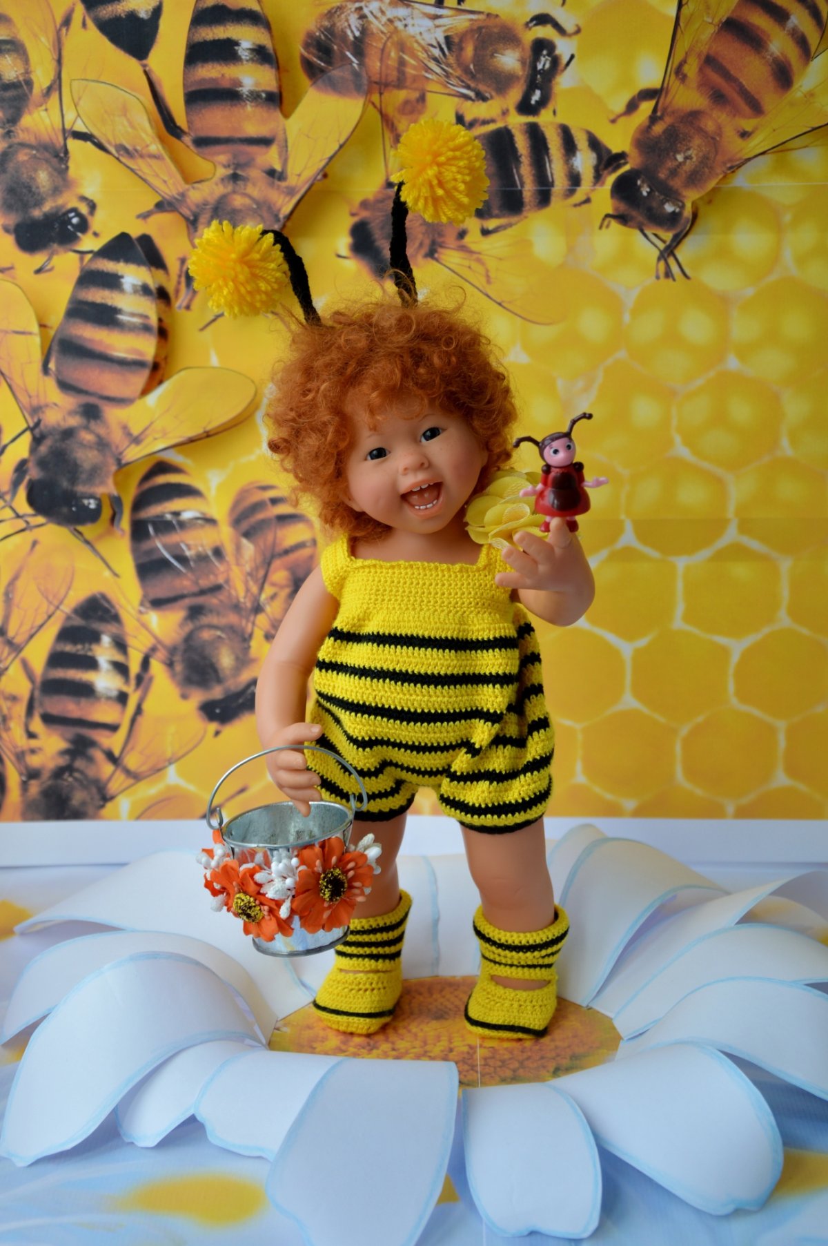 Пчелы мультяшные