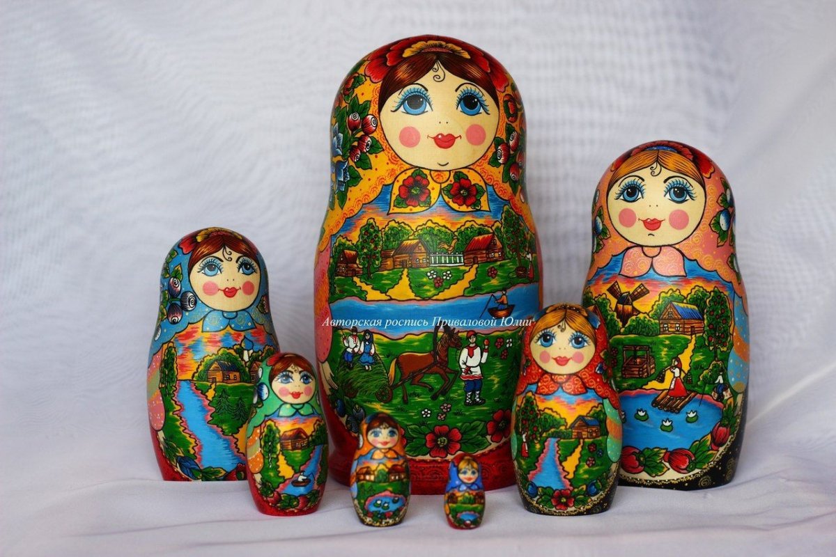 Полхов майданские матрешки