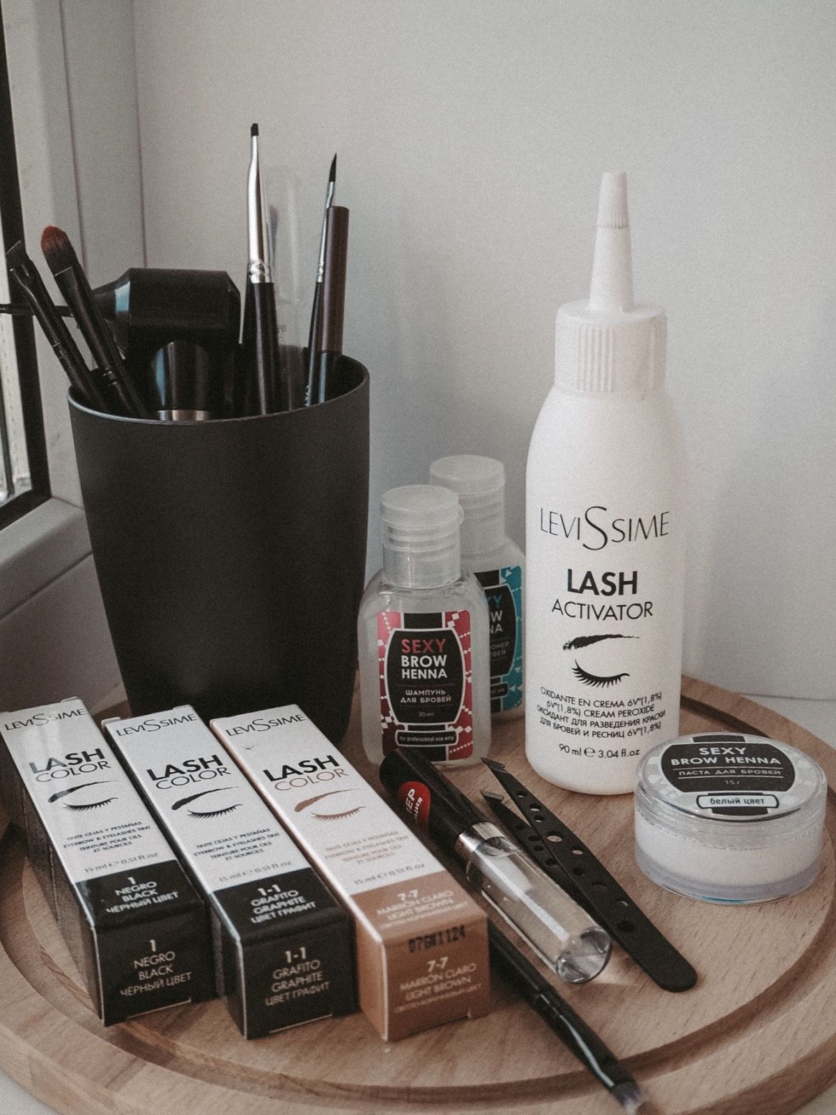 Для бровиста