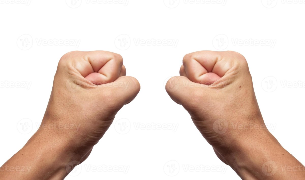 Держим кулачки