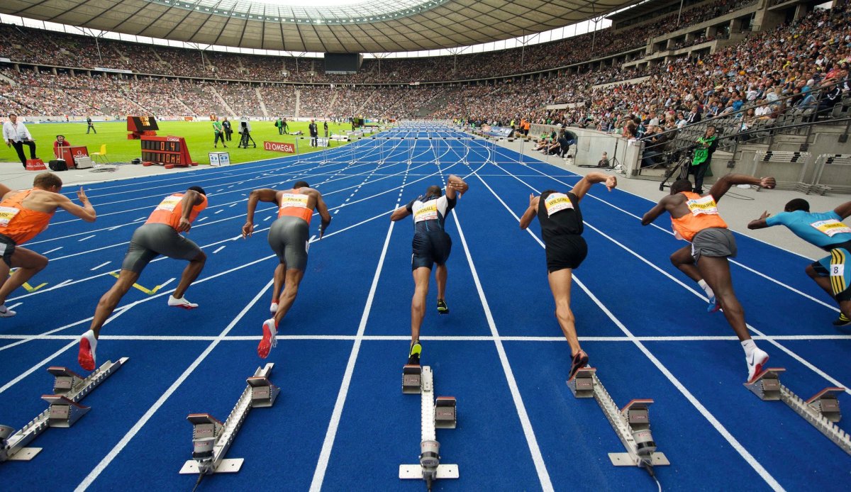 Бег на 100 метров с барьерами