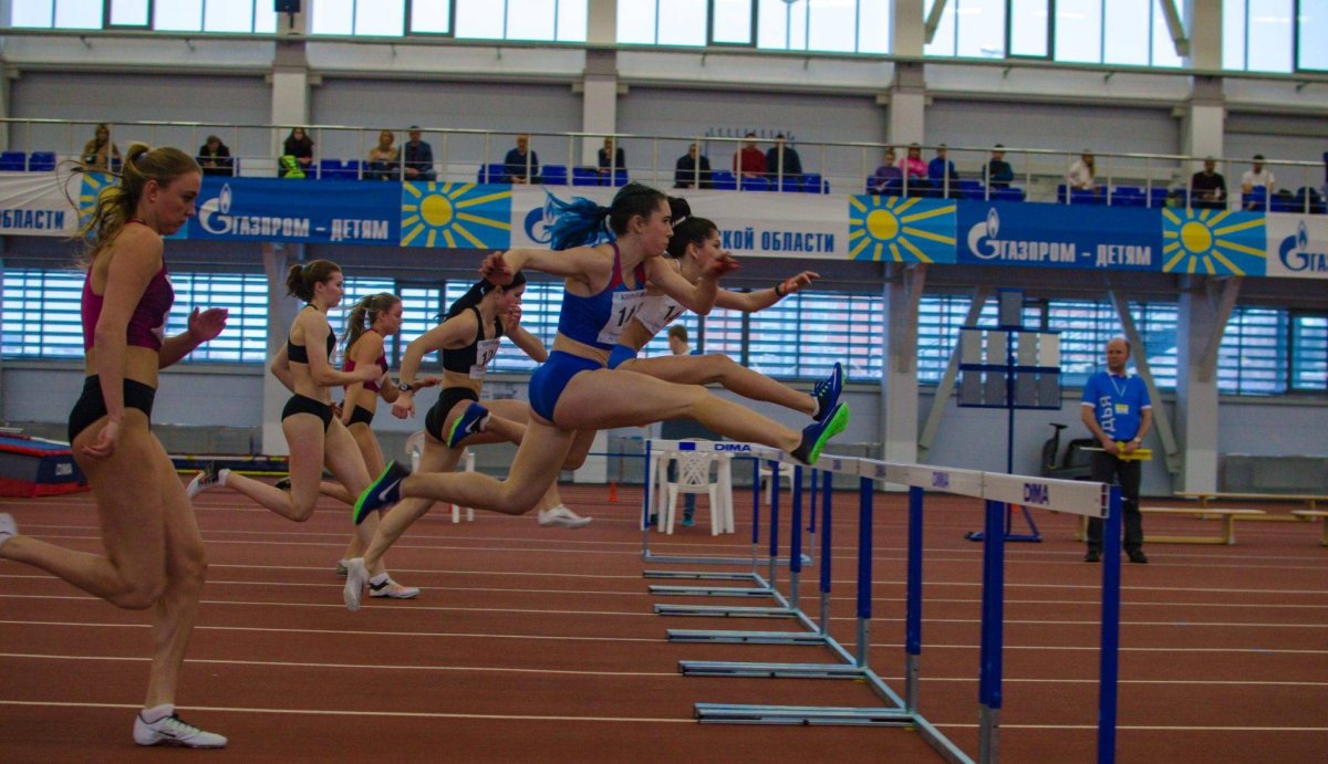 Спортивное многоборье силуэты