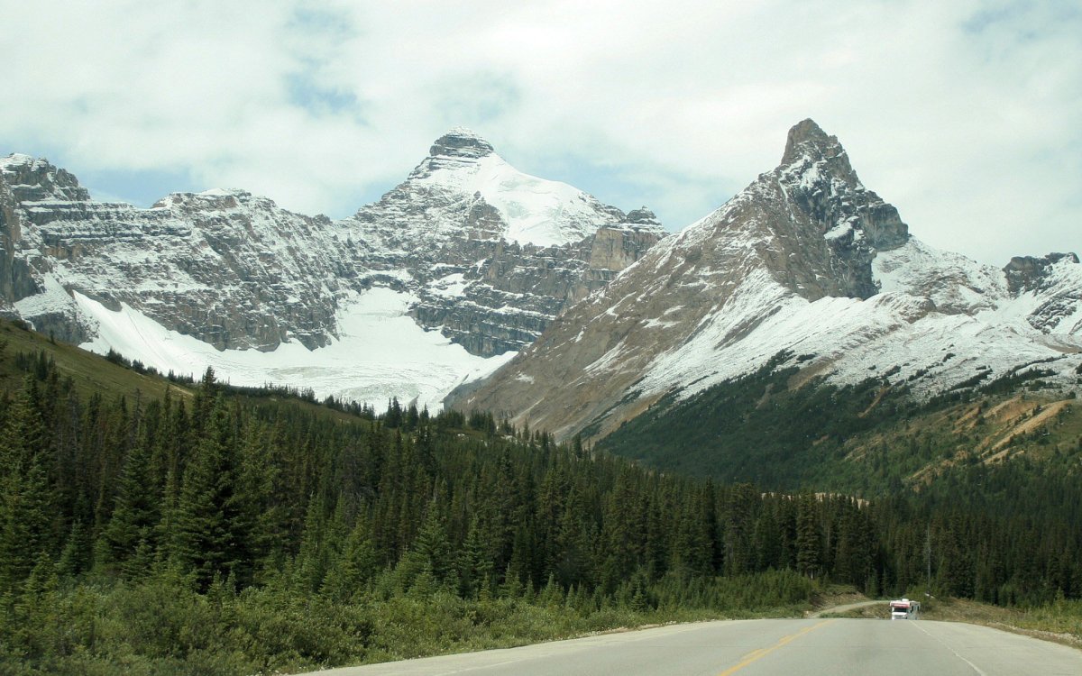 Гористая поверхность
