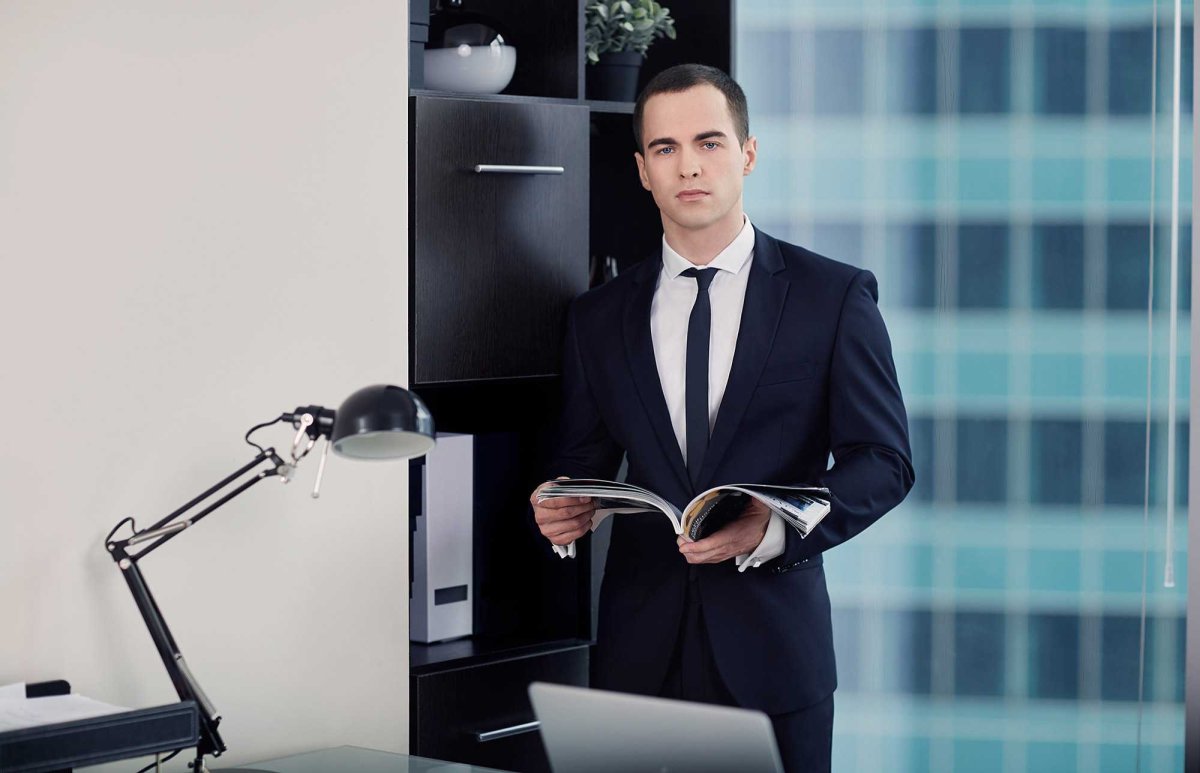 Мужчина в офисе