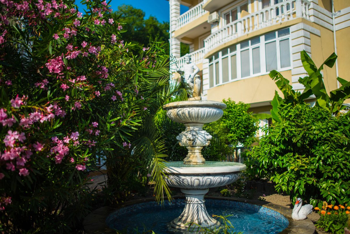 Гостиница Арина Лоо