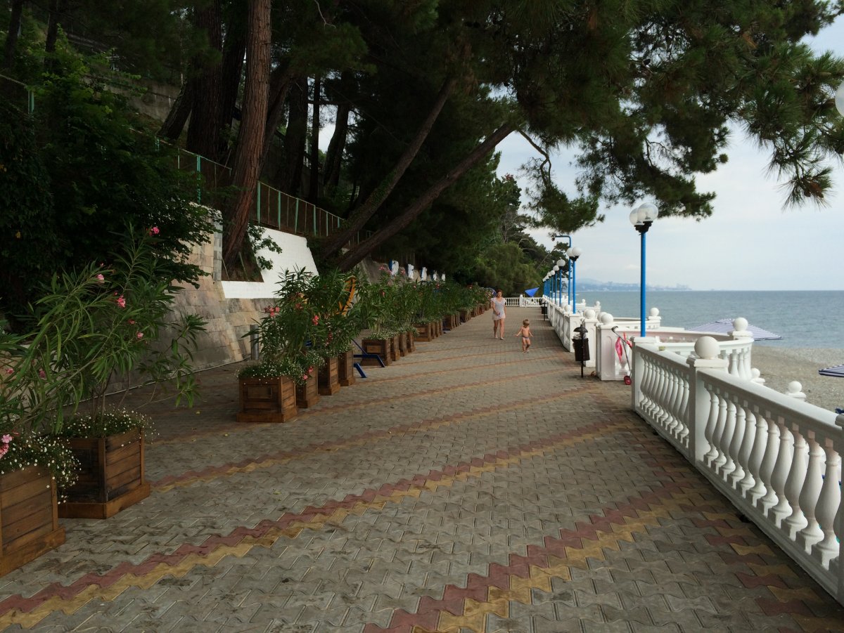 33 Водопада Лоо