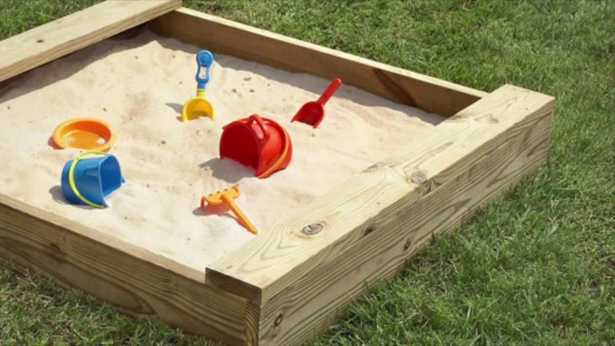 Песочница в детском саду