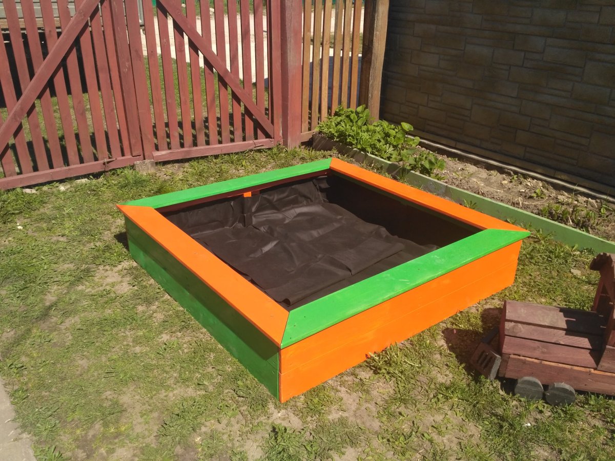 Песочница детская