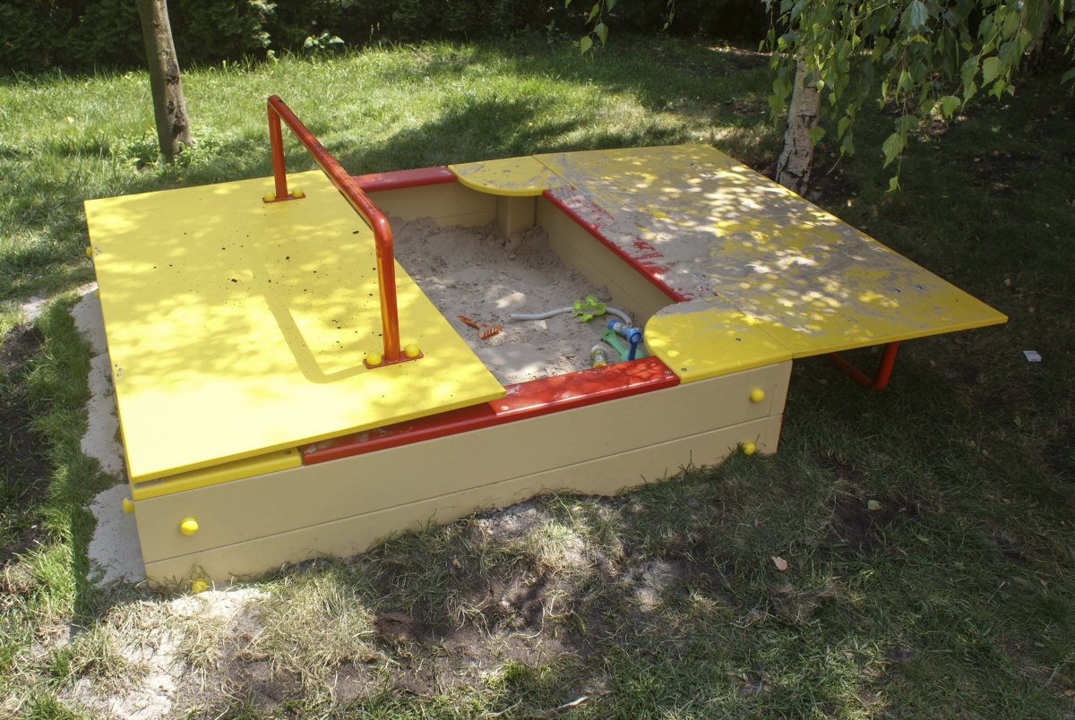 Песочница для детской площадки