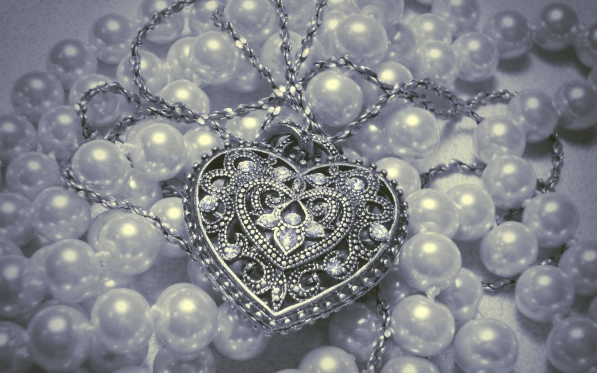 Серебряные украшения