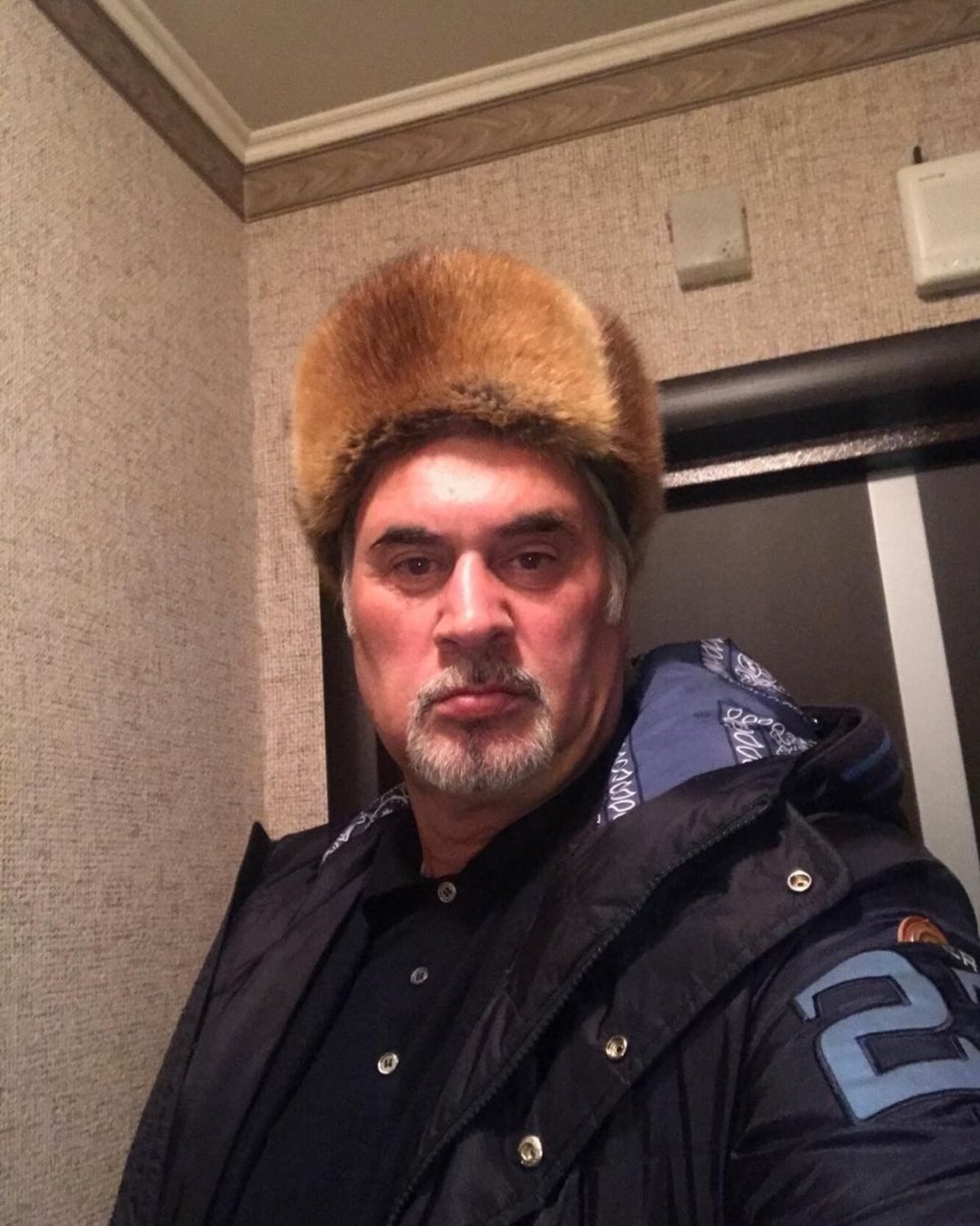 Валерий Меладзе в шапке